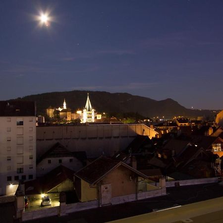 Large 5 Rooms With Garage In The City Center Annecy Kültér fotó