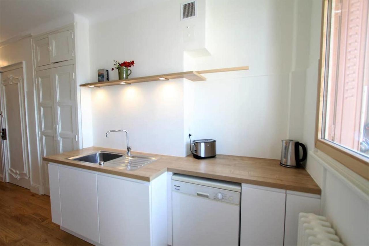 Large 5 Rooms With Garage In The City Center Annecy Kültér fotó