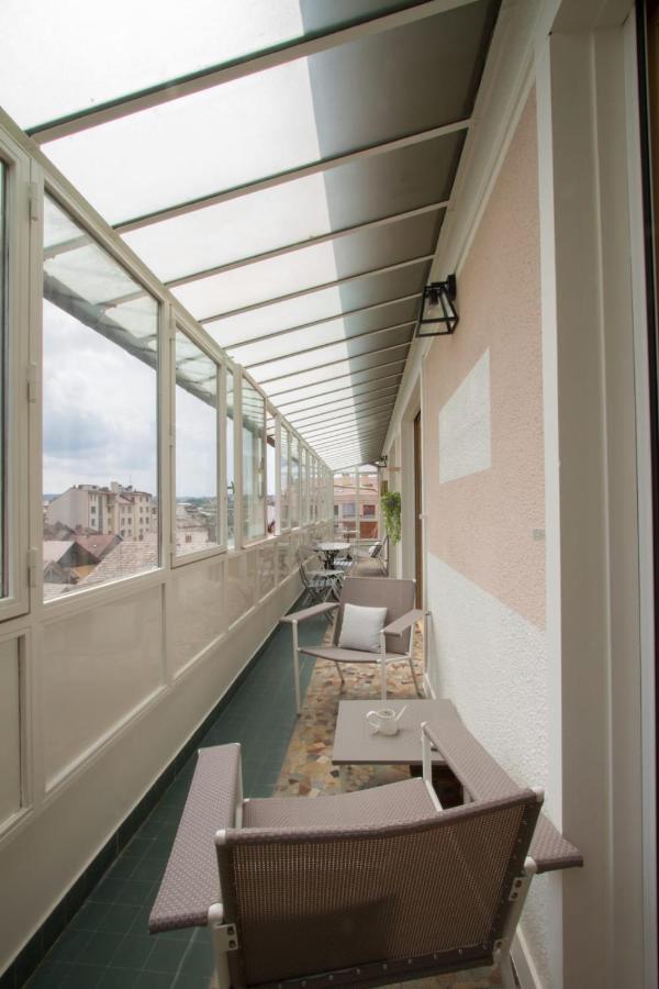 Large 5 Rooms With Garage In The City Center Annecy Kültér fotó